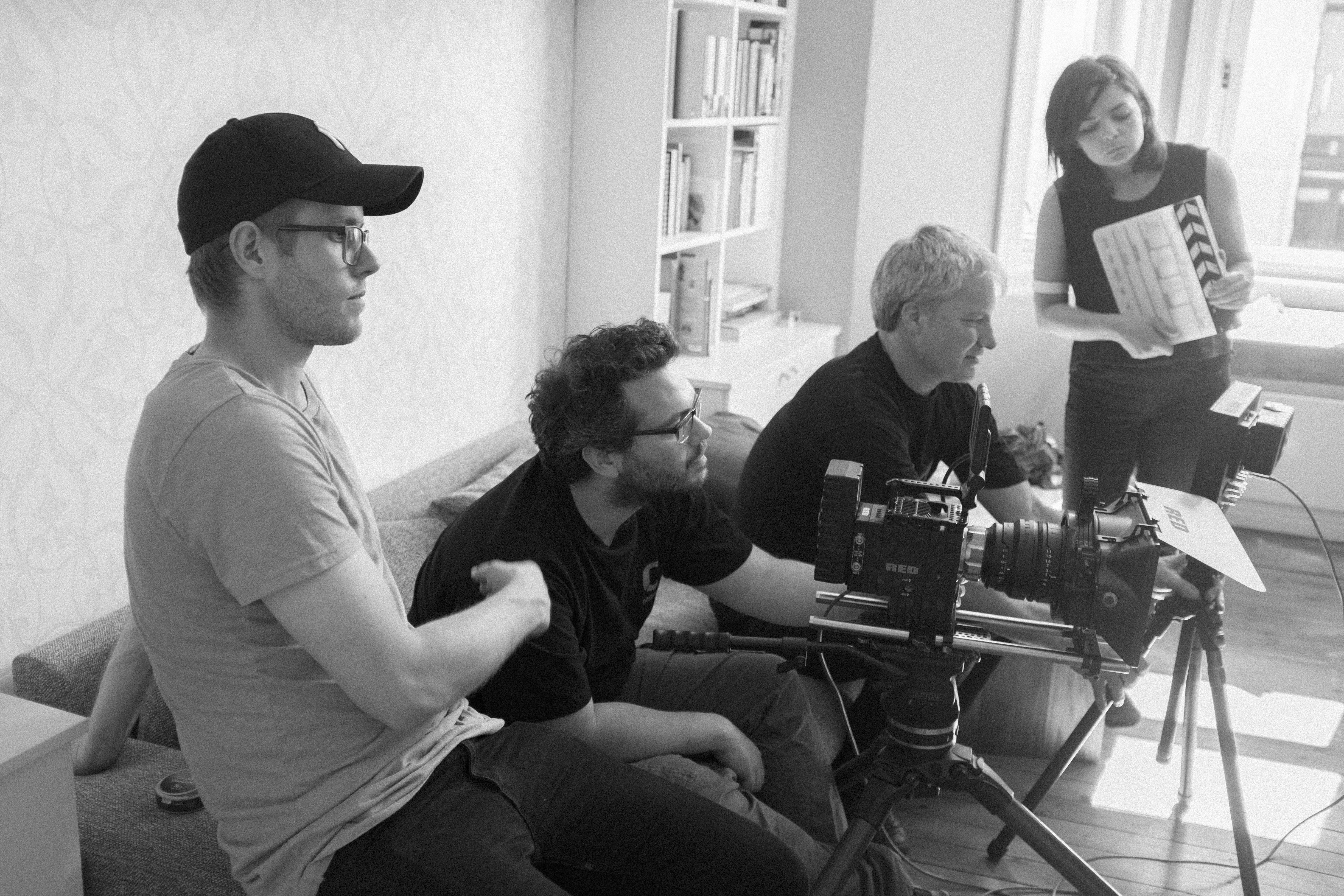 On the set of The Apartment, Thomas, Nils, Tommy and Nathalie