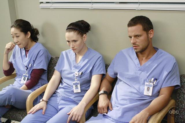 Still of Justin Chambers, Chyler Leigh and Sandra Oh in Grei anatomija (2005)