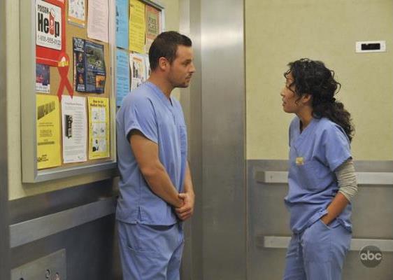 Still of Justin Chambers and Sandra Oh in Grei anatomija (2005)