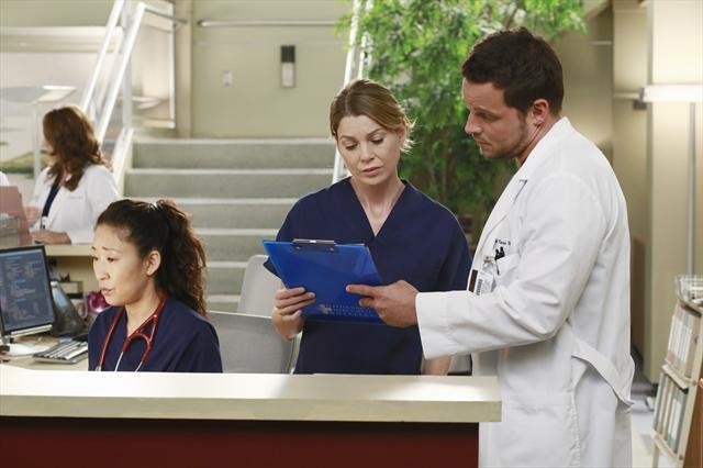 Still of Justin Chambers, Sandra Oh and Ellen Pompeo in Grei anatomija (2005)