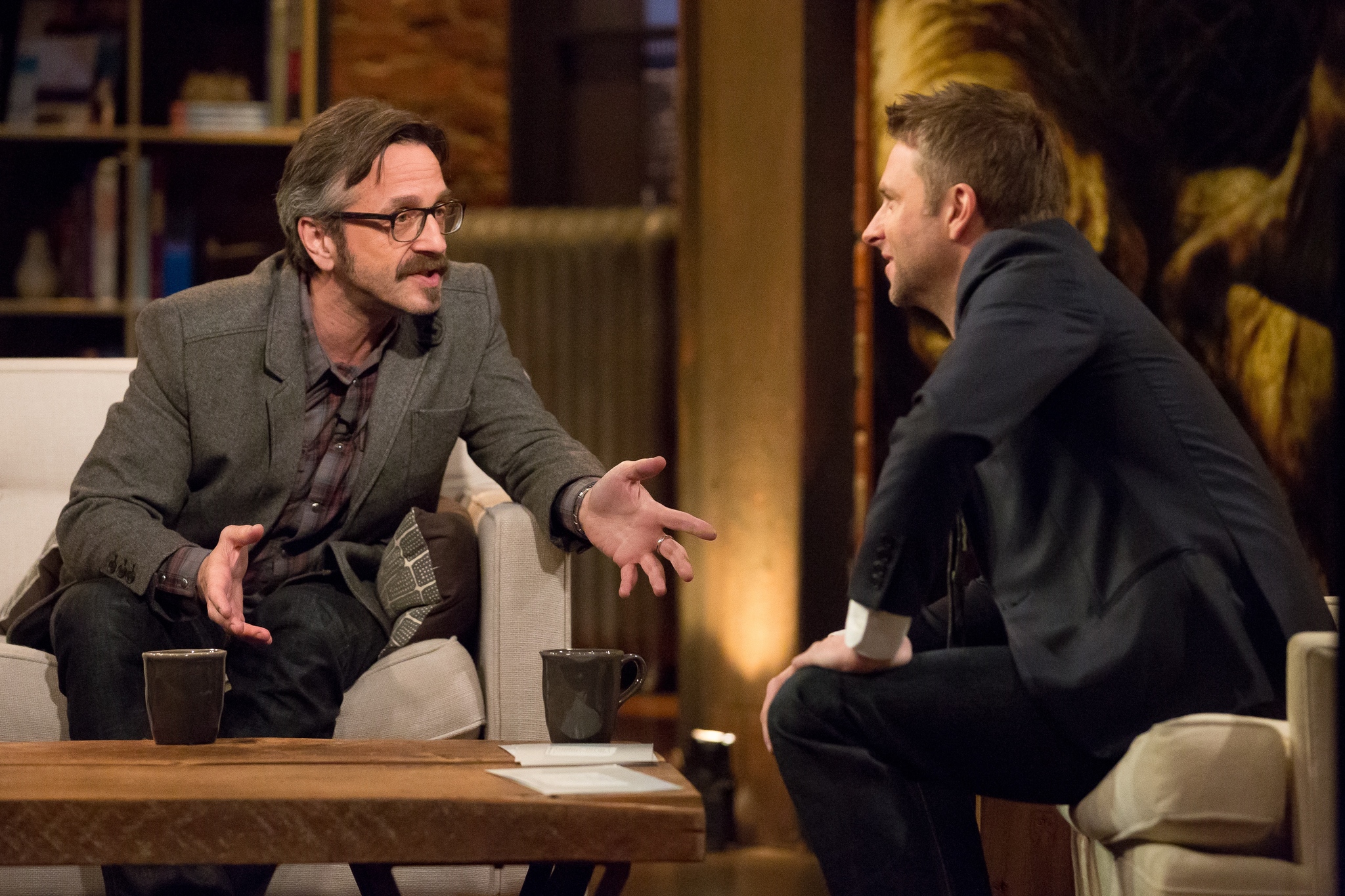 Still of Chris Hardwick and Marc Maron in Maron (2013)