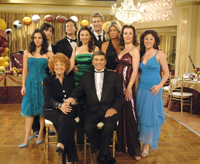 Fran Drescher, Debi Mazar, Rachel Hunter, Mort Drescher, Ryan McPartlin, Charles Shaughnessy, Ben Feldman, Misti Traya, Sylvia Drescher and Mikalah Gordon at event of Living with Fran (2005)