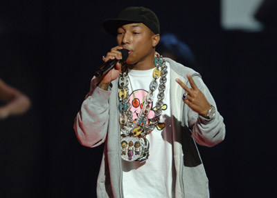 Pharrell Williams at event of 2005 American Music Awards (2005)