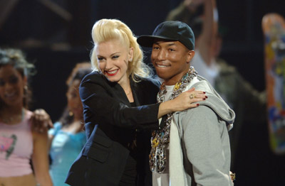 Gwen Stefani and Pharrell Williams at event of 2005 American Music Awards (2005)