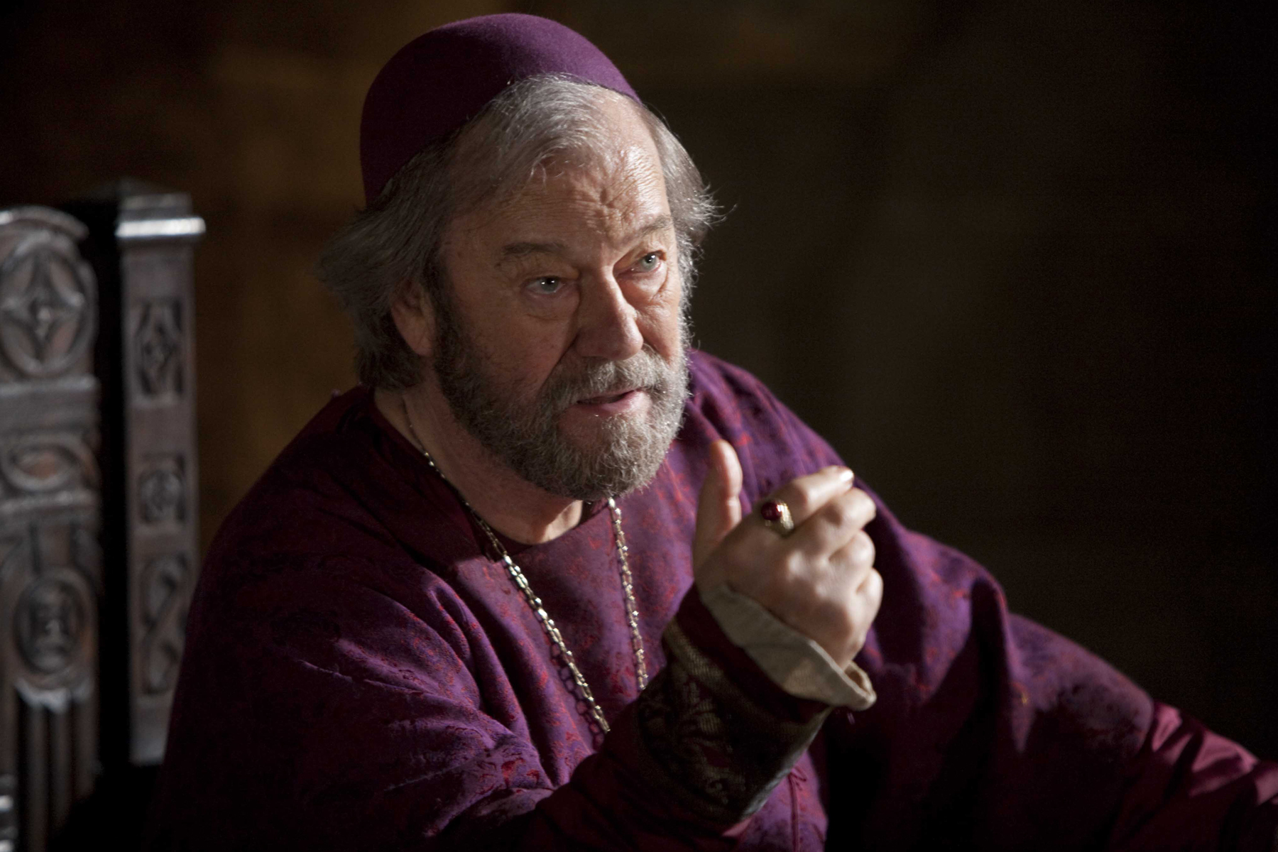 Still of Gordon Pinsent in The Pillars of the Earth (2010)