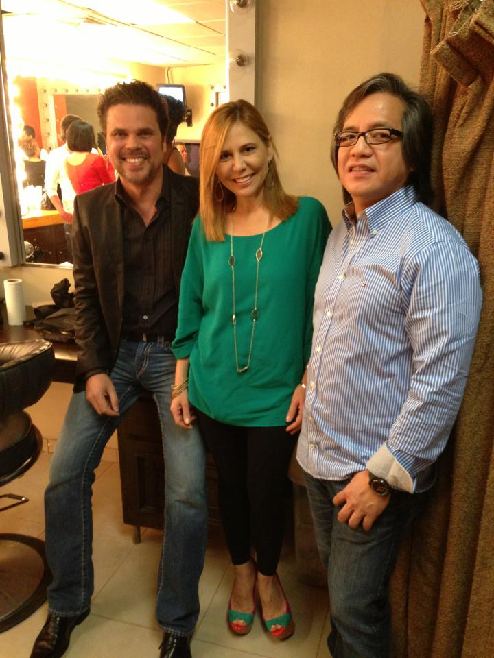 On the dressing room before the premiere of La Ventanita, with Pengbian Sang and Alina Abreu