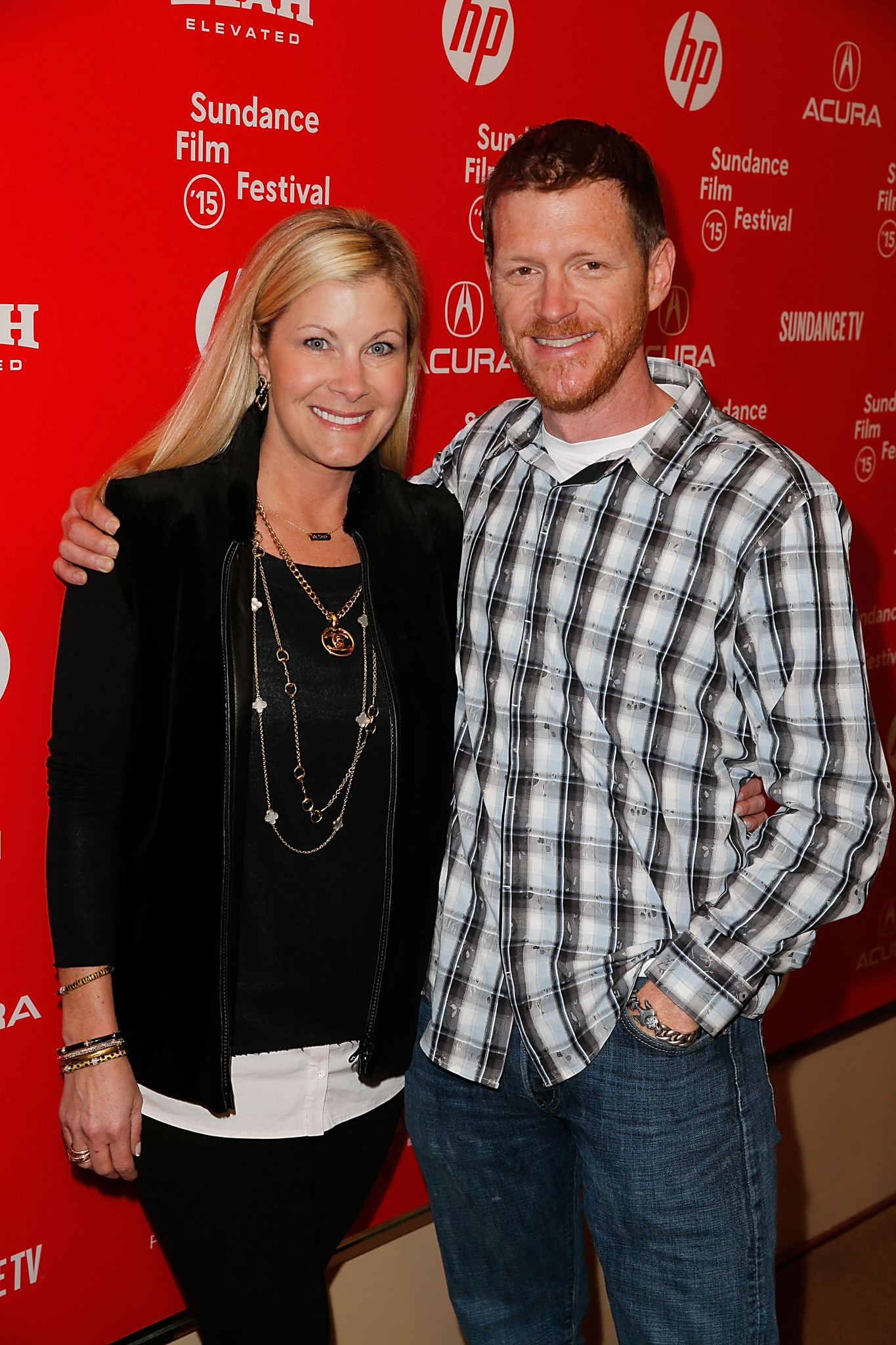 Burton Ritchie and Becky Newhall at event of Misery Loves Comedy (2015)