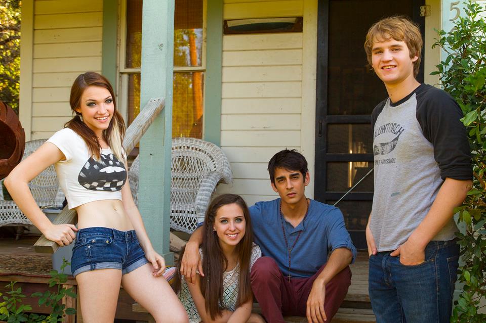 Still of Flay (Violett Beane, Kaylee King, Noé de la Garza, Dalton Gray)