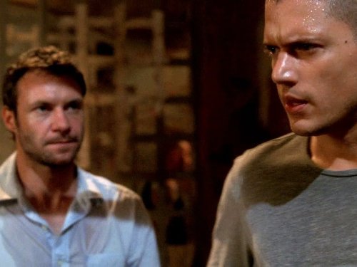 Still of Wentworth Miller and Chris Vance in Kalejimo begliai (2005)