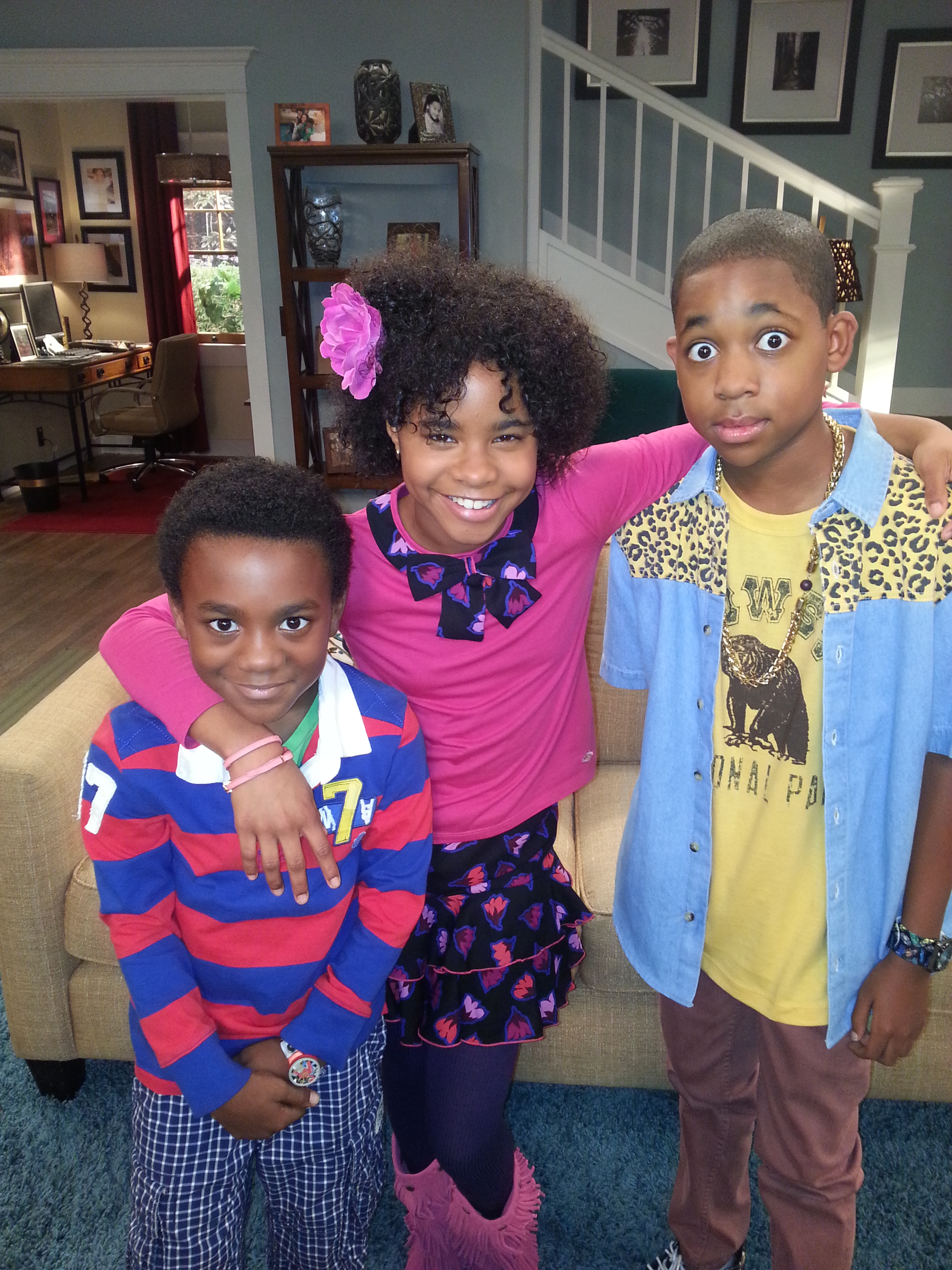 On set filming Instant Mom!