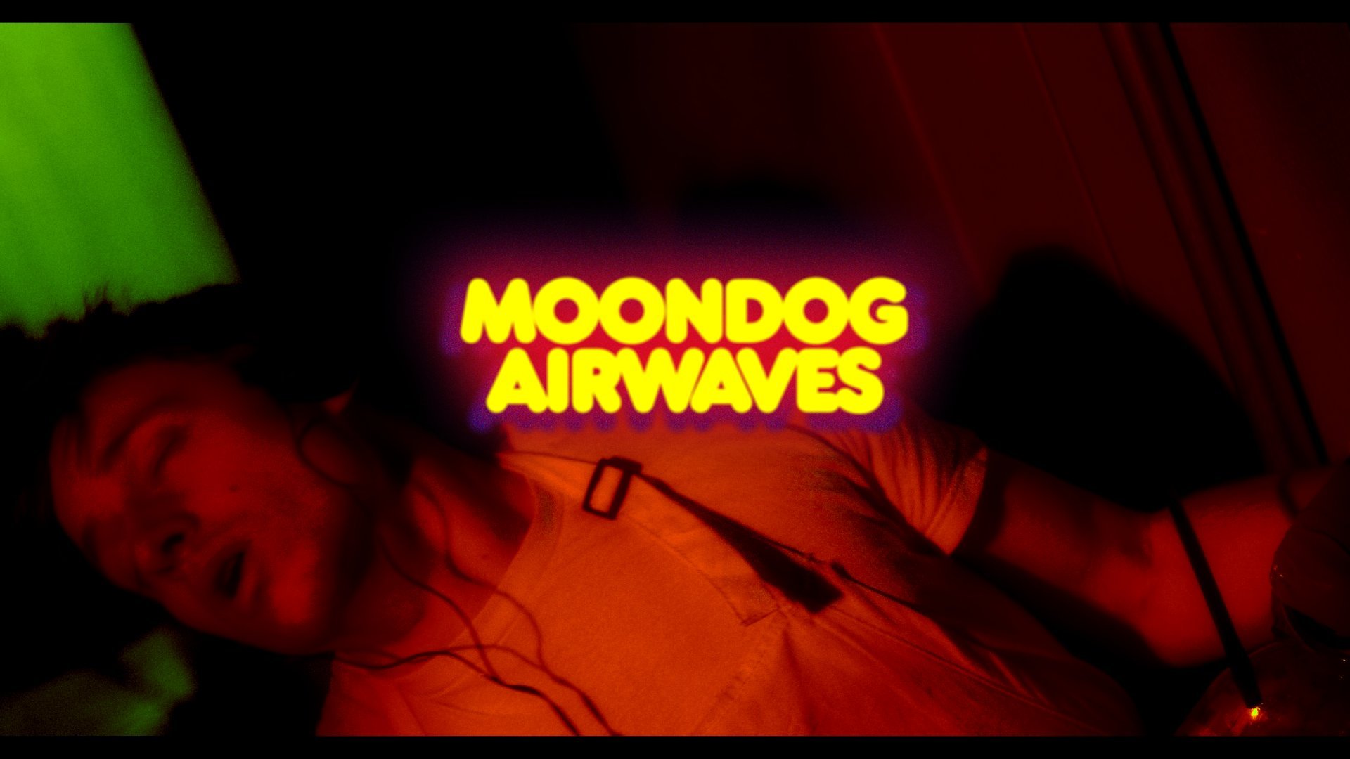 Still of Ari Selinger and David Rysdahl in Moondog Airwaves (2015)
