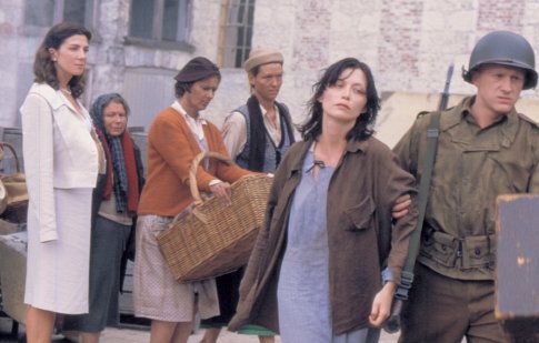 Still of Tamara Gorski in Haven (2001)