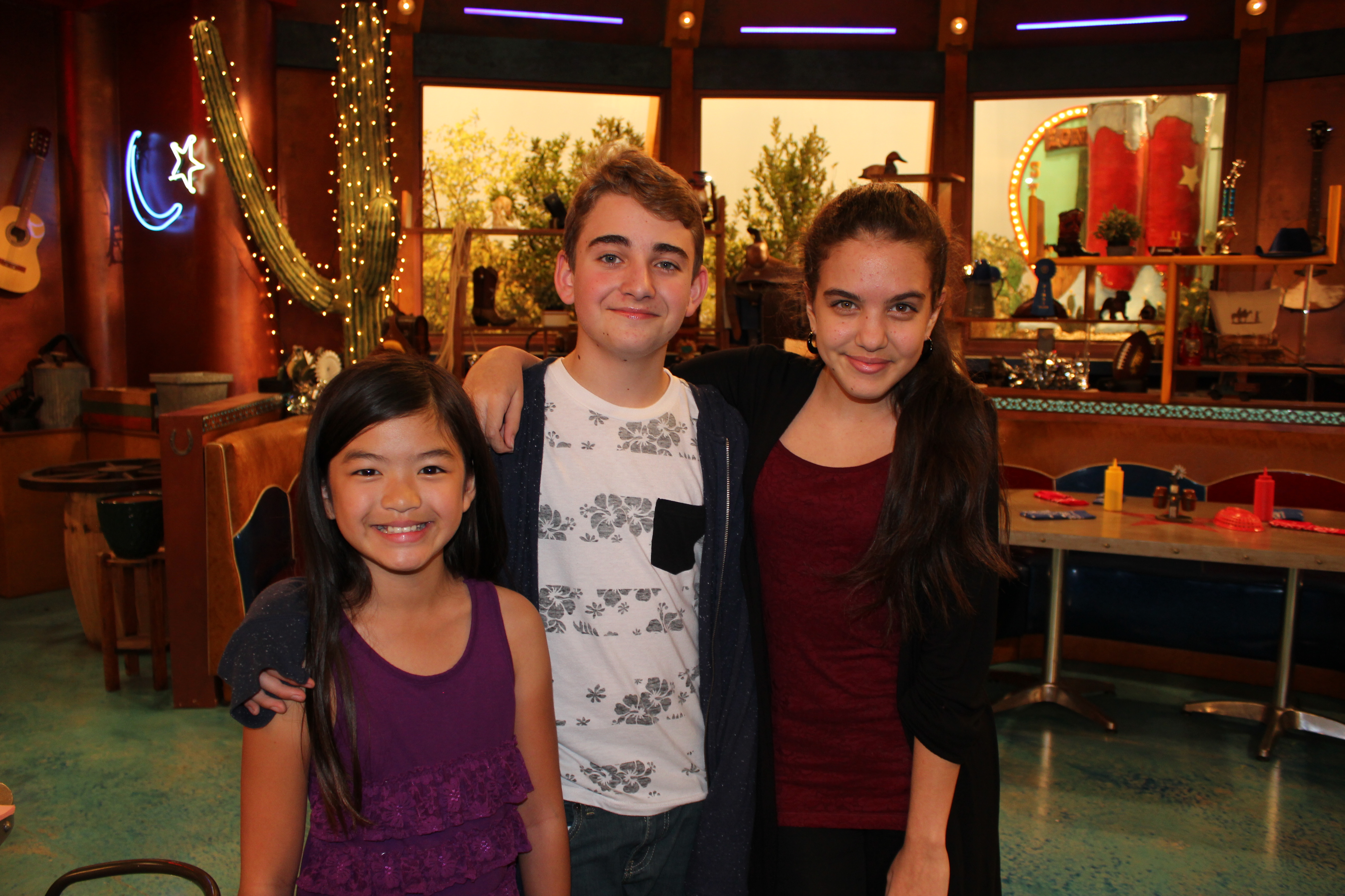 Riley Go, Buddy Handleson and Lillimar, on the set of Nickelodeon's Bella and the Bulldogs.