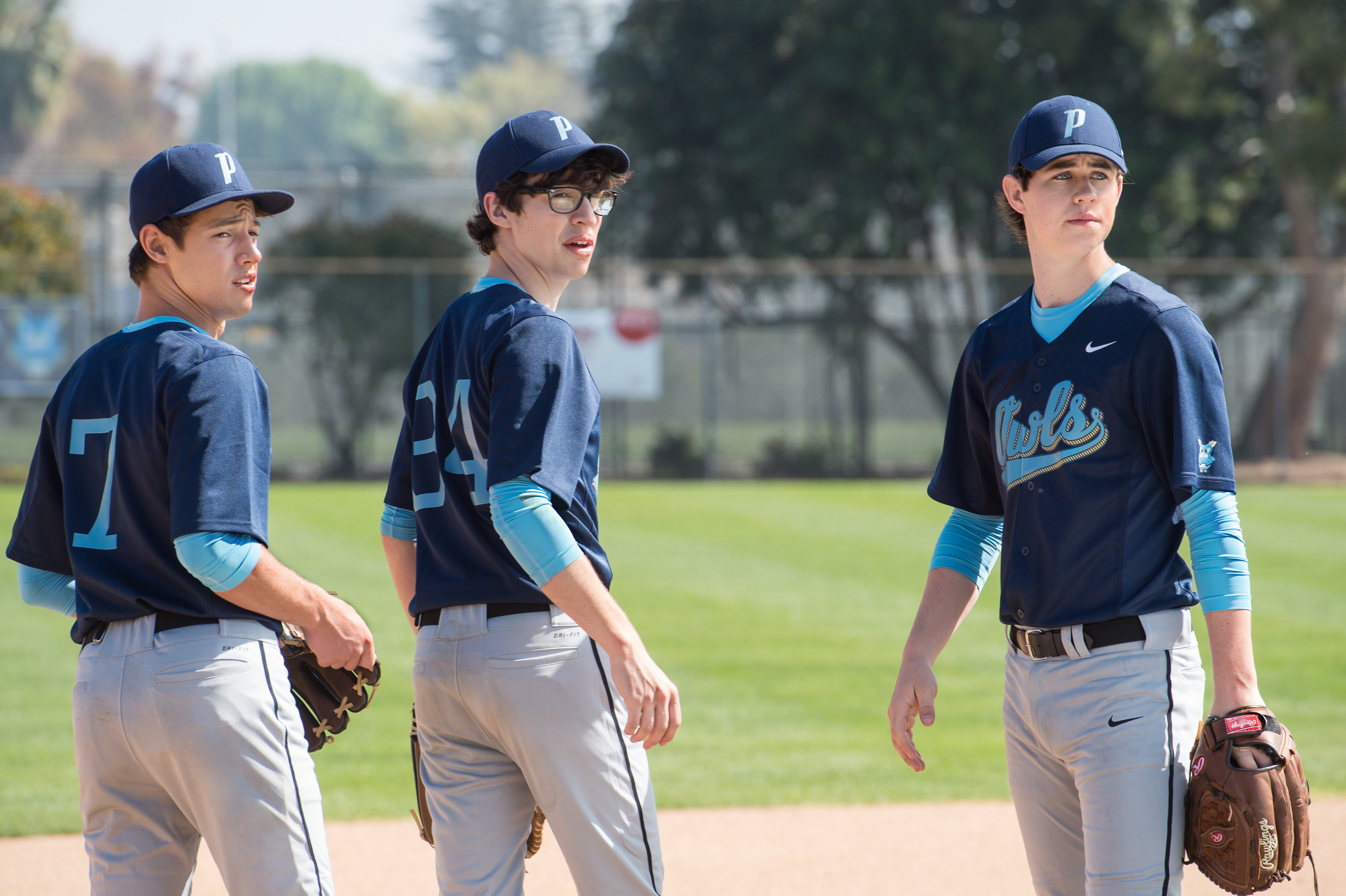 Franke (Cameron Dallas), Austin (Joey Bragg), and Jack (Nash Grier) are best friends and ball players in The Outfield.