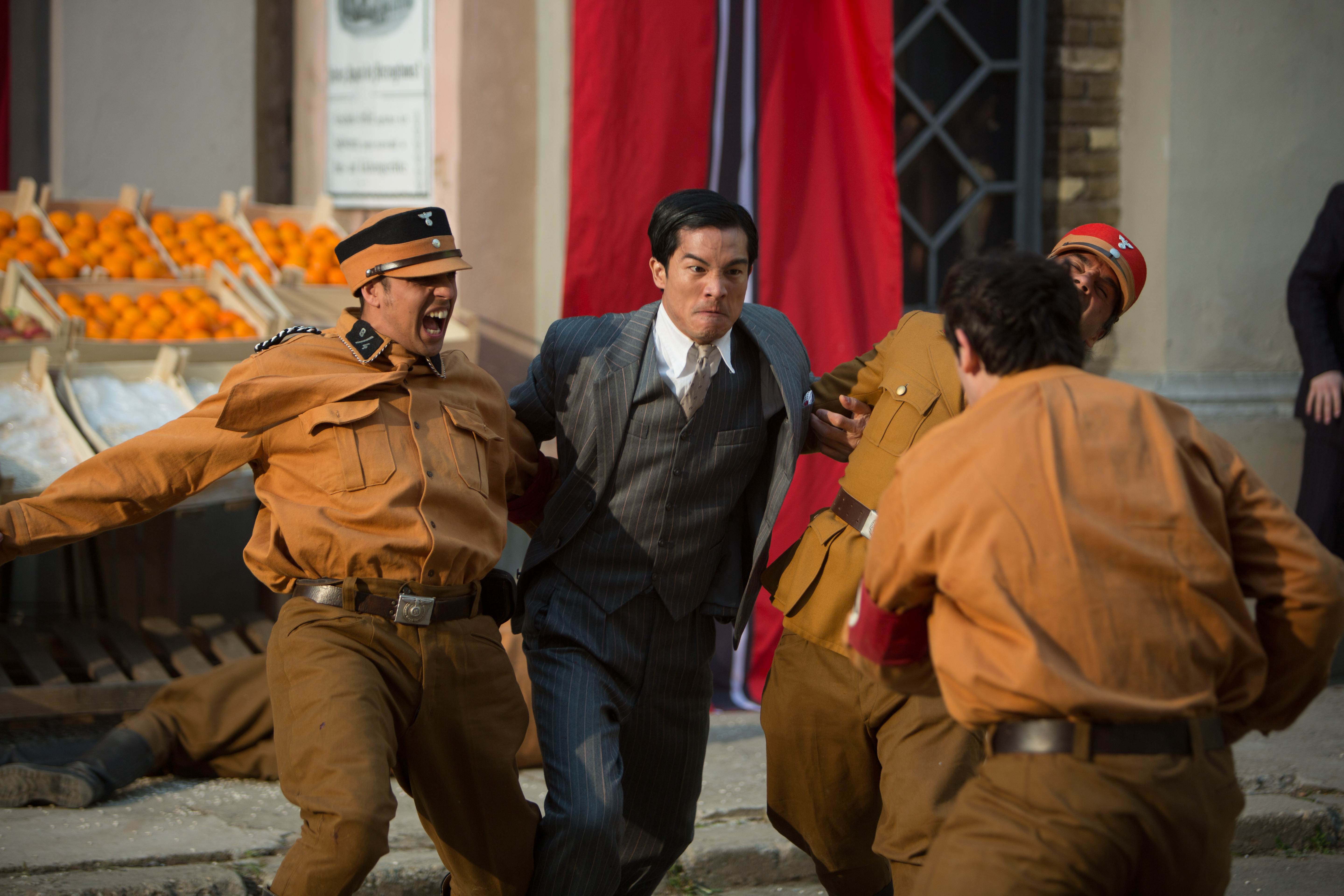 Still of Alexandre Nguyen in Exodus to Shanghai (2015)