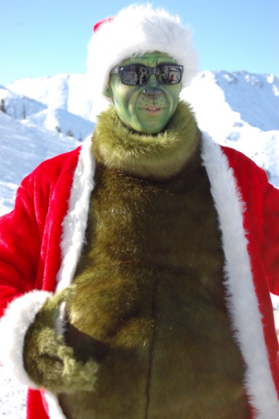 Anatoliy Ogay as Grinch in When the Grinch Stole Christmas (c) 2009