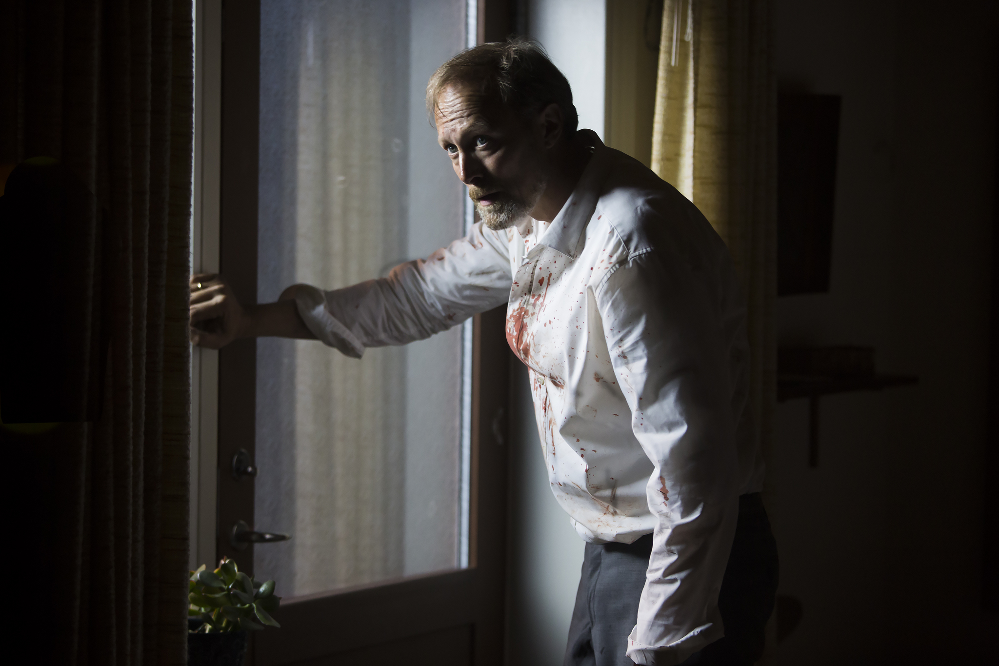 Lars Mikkelsen in Når dyrene drømmer (2014)