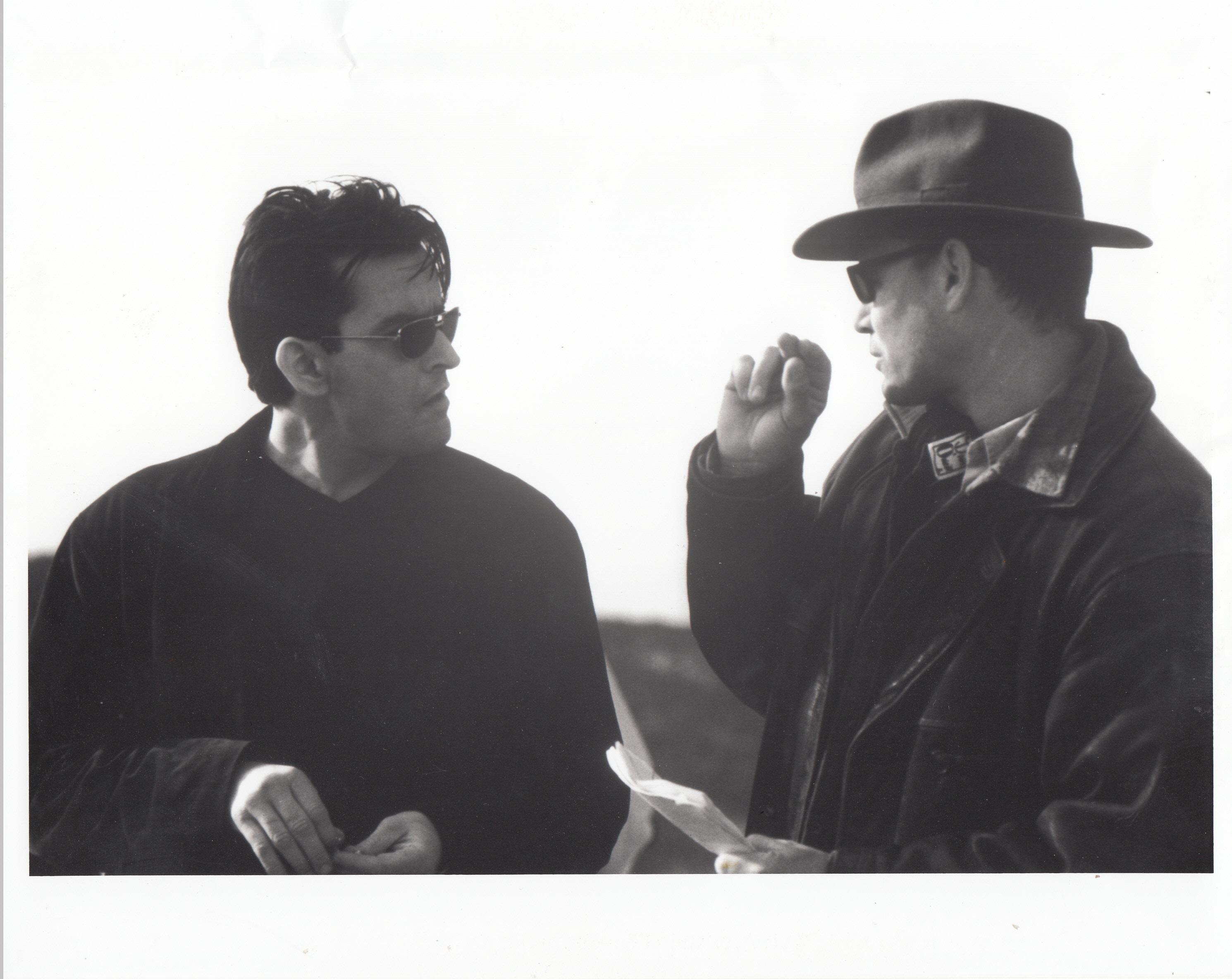 Writer-Director David M. O'Neill directing Charlie Sheen in 20th's Five Aces.