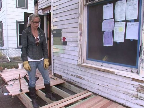 Still of Nicole Curtis in Rehab Addict (2010)