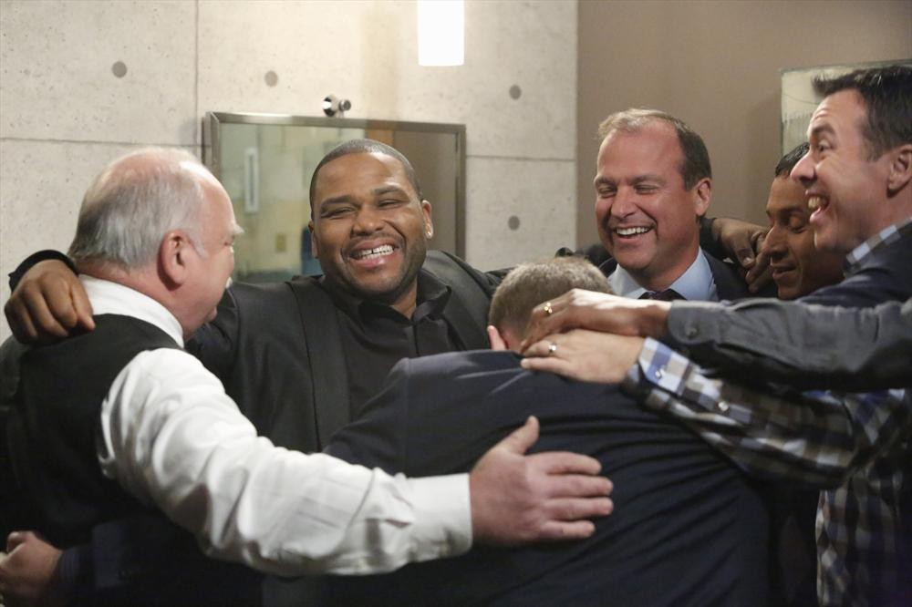 Still of Anthony Anderson, Jesse Burch, Richard Riehle and Raja Deka in Black-ish (2014)