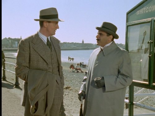 Still of Hugh Fraser and David Suchet in Agatha Christie's Poirot (1989)