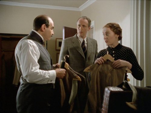 Still of Hugh Fraser, Pauline Moran and David Suchet in Agatha Christie's Poirot (1989)