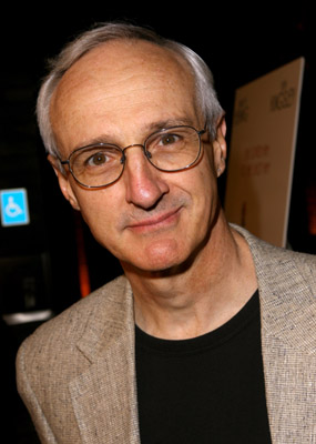 Michael Gross at event of Mrs. Harris (2005)