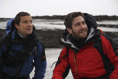 Still of Jake Gyllenhaal and Bear Grylls in Man vs. Wild (2006)