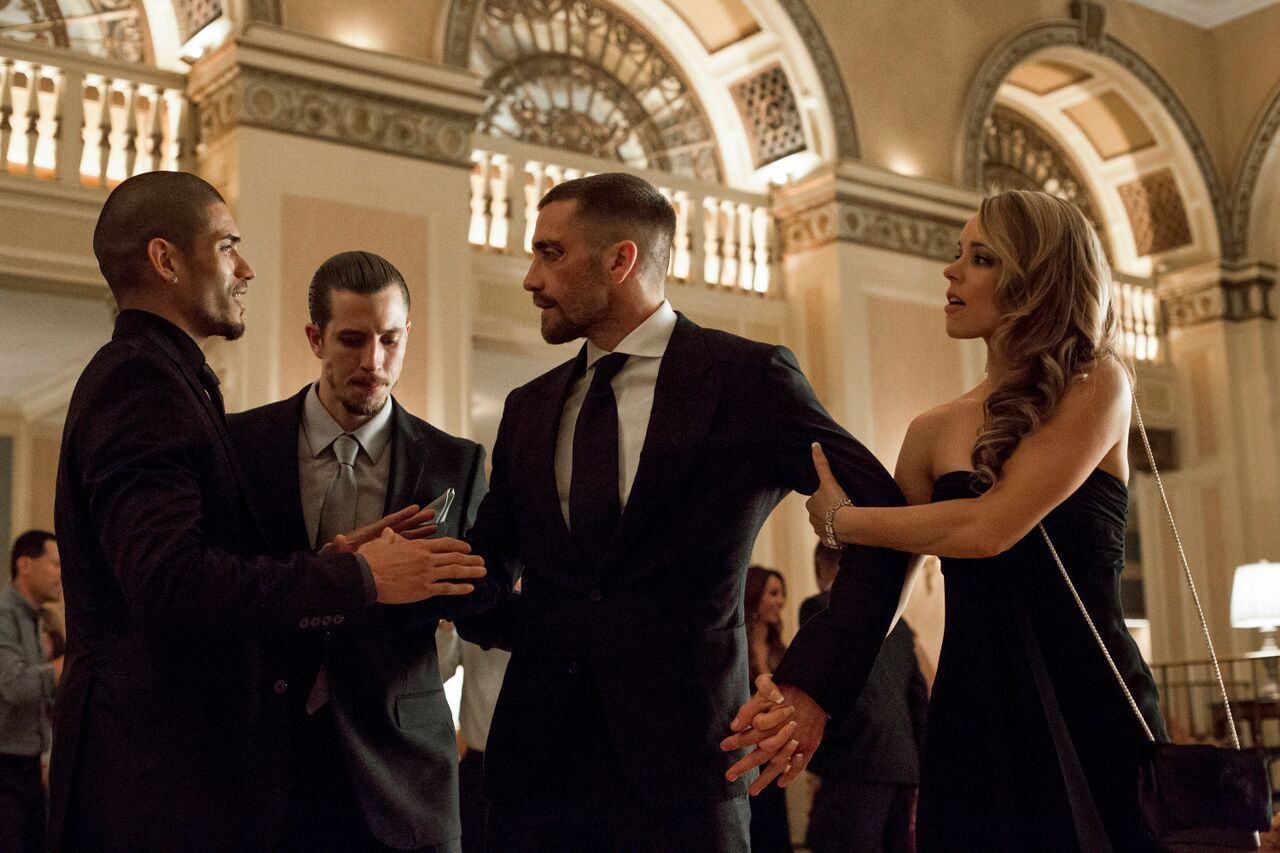 Still of Jake Gyllenhaal, Rachel McAdams and Miguel Gomez in Southpaw (2015)