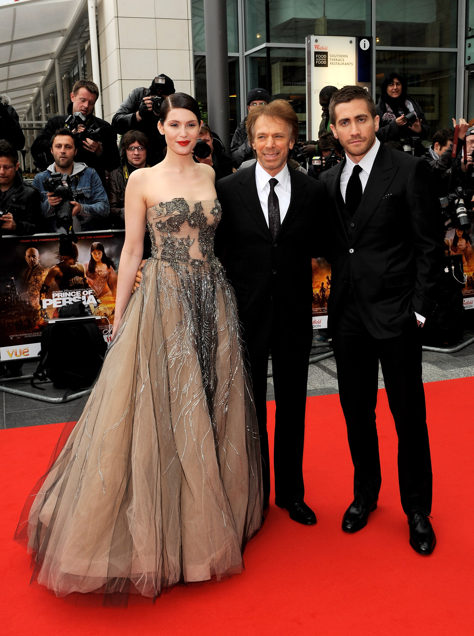 Jerry Bruckheimer, Jake Gyllenhaal and Gemma Arterton at event of Persijos princas: laiko smiltys (2010)