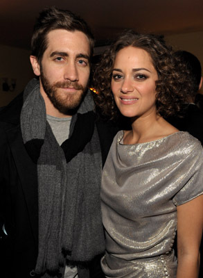 Marion Cotillard and Jake Gyllenhaal