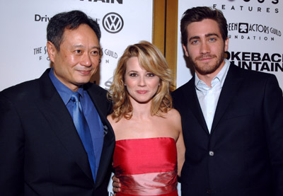 Ang Lee, Linda Cardellini and Jake Gyllenhaal at event of Kuprotas kalnas (2005)