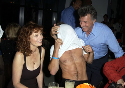 Dustin Hoffman, Susan Sarandon and Jake Gyllenhaal at event of Moonlight Mile (2002)