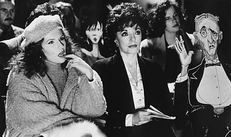 Still of Joan Collins and Jennifer Saunders in In the Bleak Midwinter (1995)