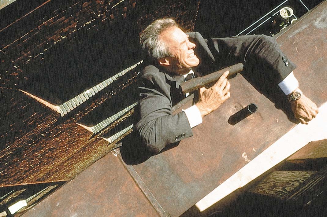 Still of Clint Eastwood in In the Line of Fire (1993)