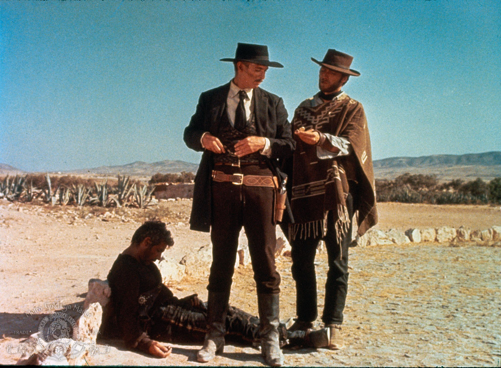 Still of Clint Eastwood, Lee Van Cleef and Gian Maria Volontè in Keliais doleriais daugiau (1965)