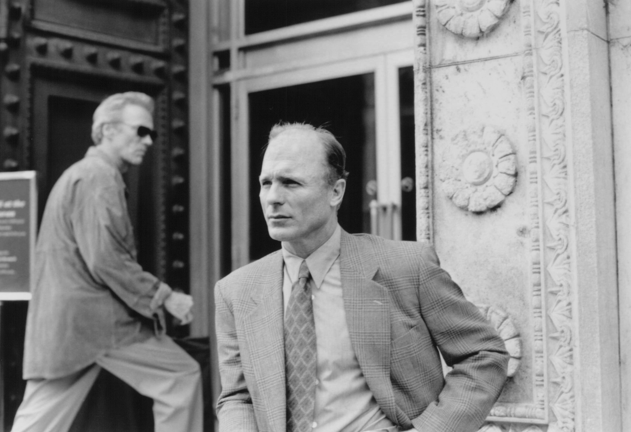 Still of Clint Eastwood and Ed Harris in Absolute Power (1997)