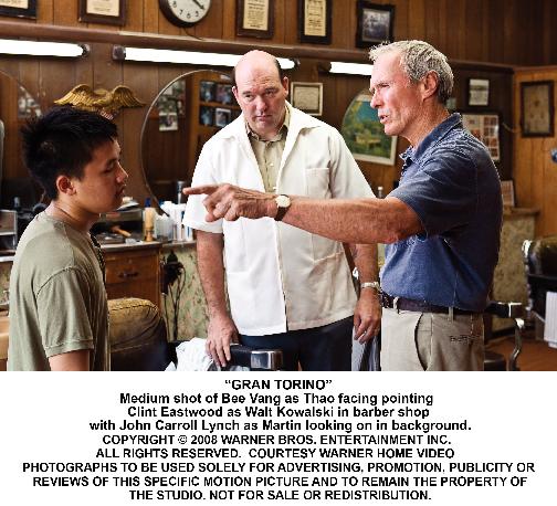 Still of Clint Eastwood, John Carroll Lynch and Bee Vang in Gran Torino (2008)