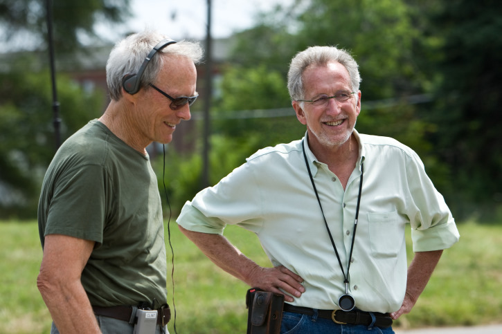 Still of Clint Eastwood and Tom Stern in Gran Torino (2008)