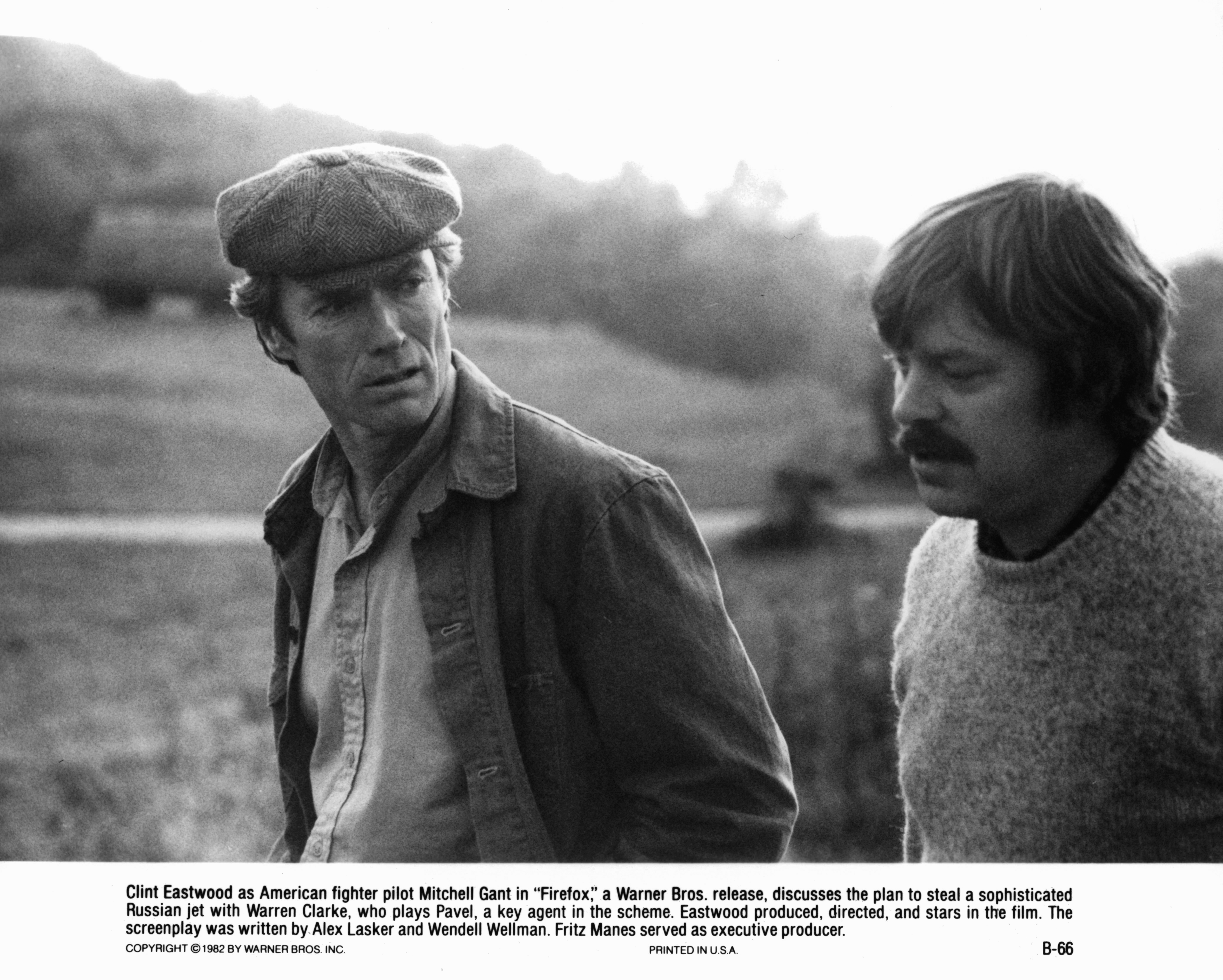 Still of Clint Eastwood and Warren Clarke in Firefox (1982)