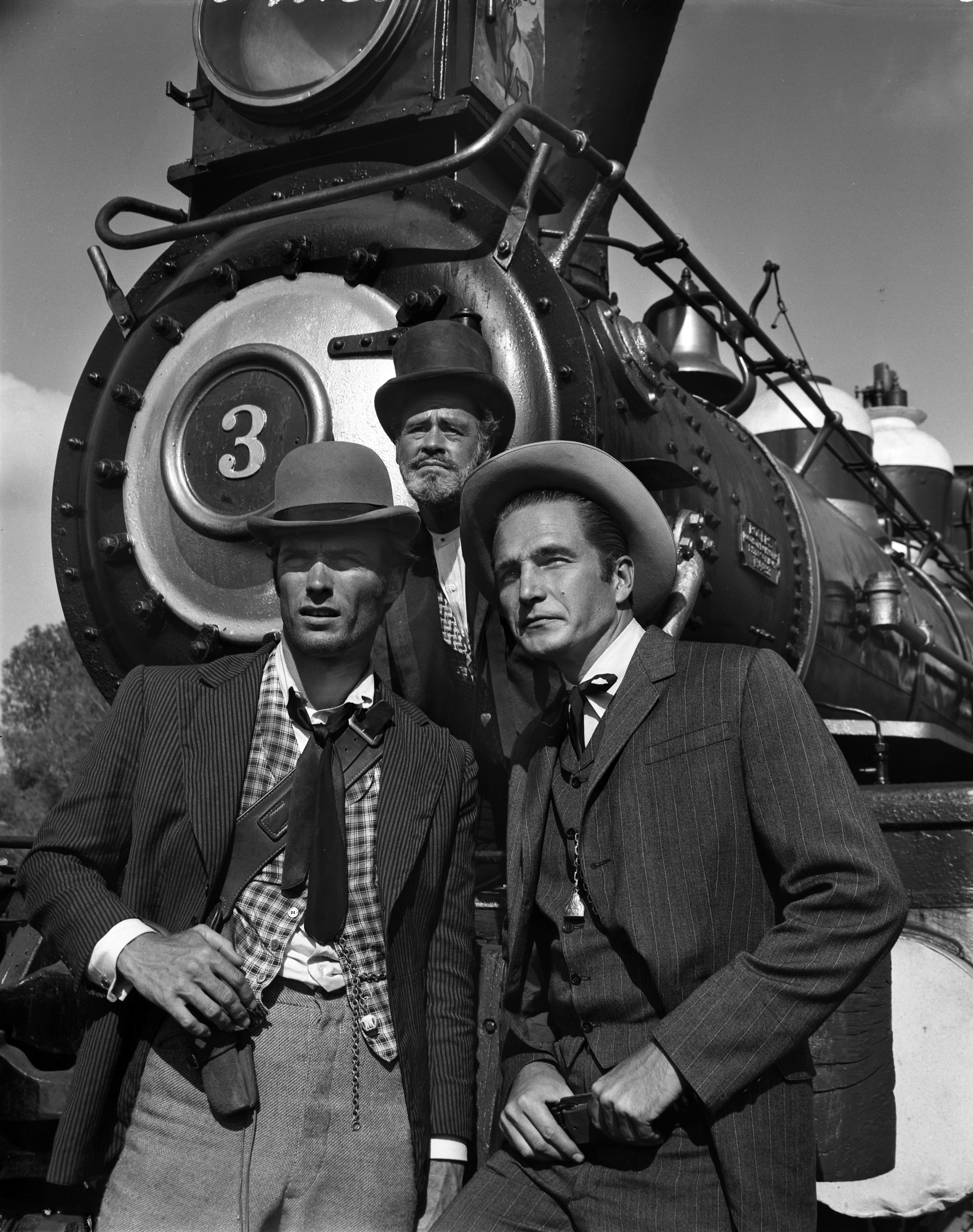 Still of Clint Eastwood, Paul Brinegar and Eric Fleming in Rawhide (1959)