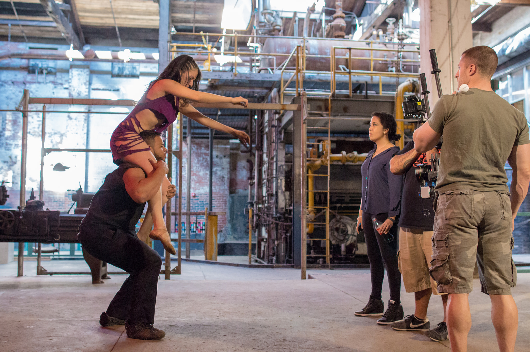 On the set of santo, directing dancers