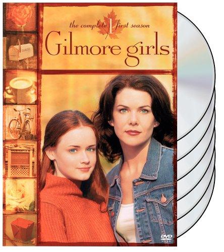 Alexis Bledel and Lauren Graham in Gilmore Girls (2000)