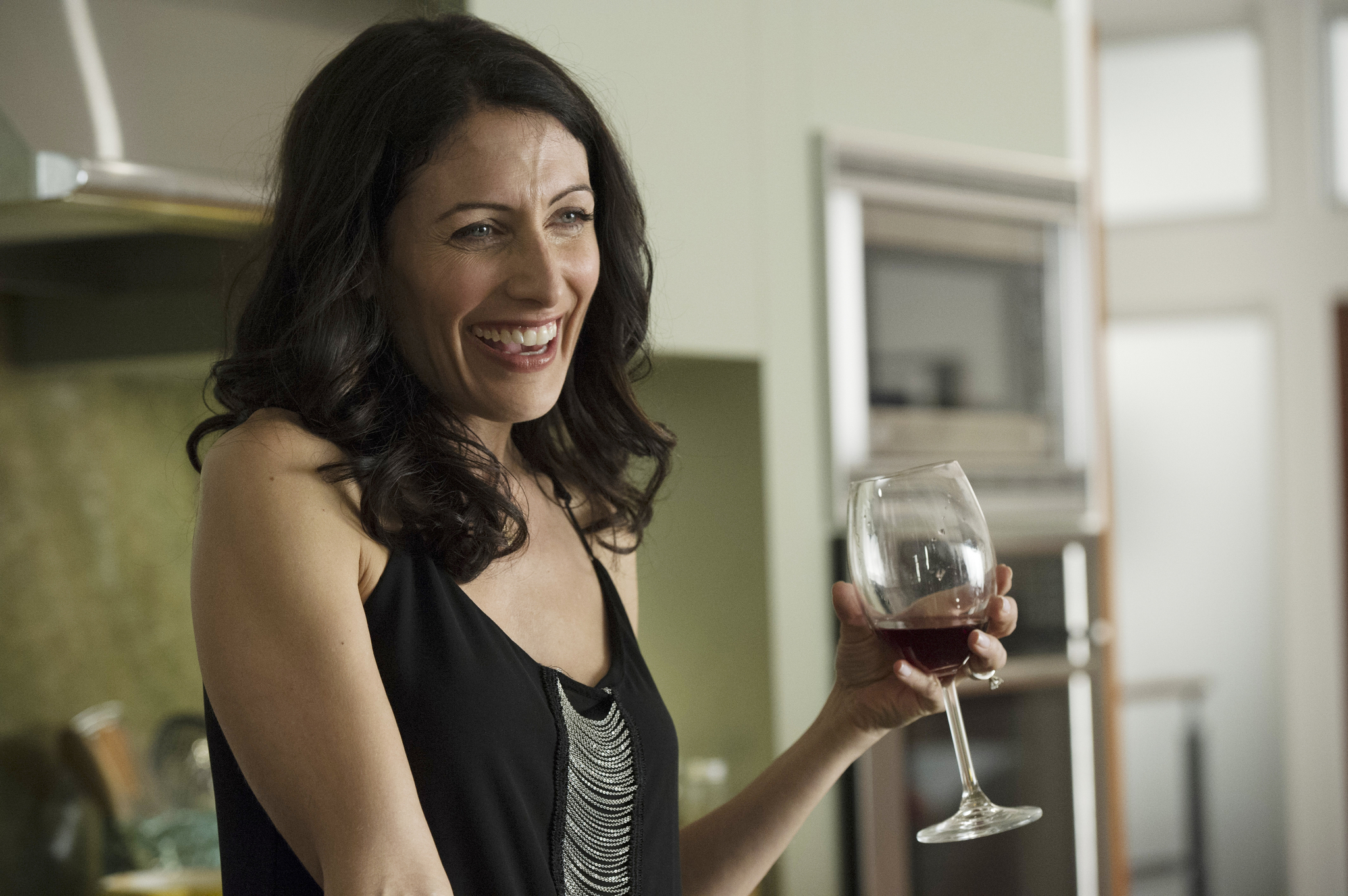 Still of Lisa Edelstein in Girlfriends' Guide to Divorce (2014)