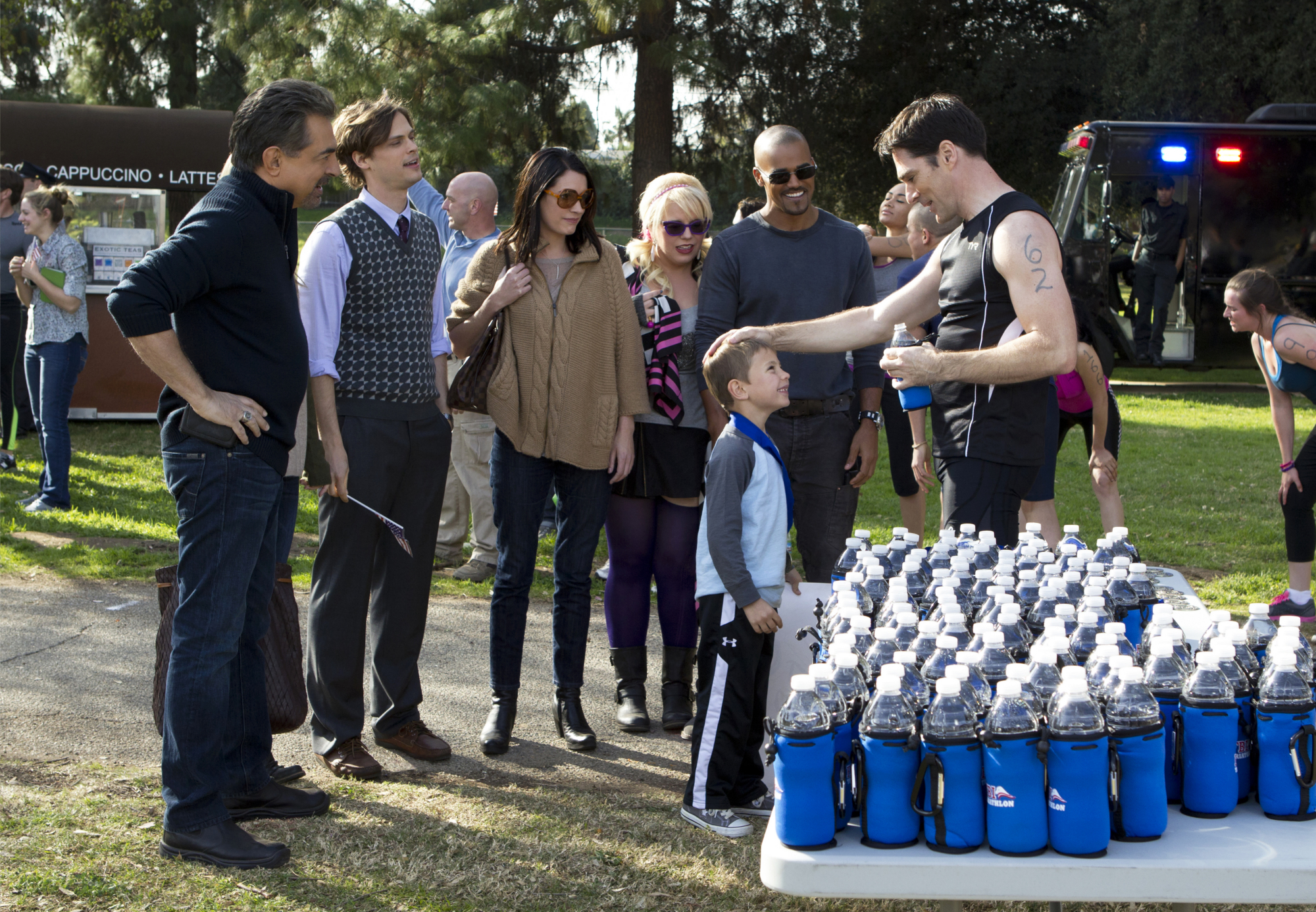 Still of Joe Mantegna, Thomas Gibson, Shemar Moore, Paget Brewster, Matthew Gray Gubler, Kirsten Vangsness and Cade Owens in Nusikalstami protai (2005)