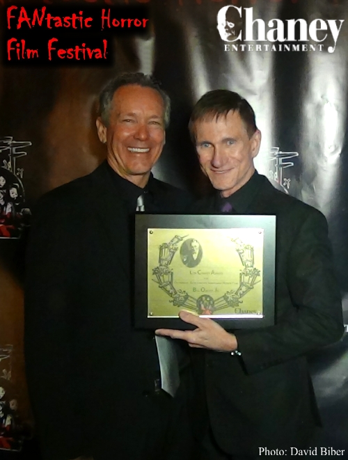 Bill Oberst Jr. with Ron Chaney (Lon Chaney Award presentation 2015)