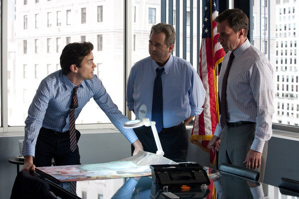 Still of Beau Bridges, Matt Bomer and Tim DeKay in Aferistas (2009)