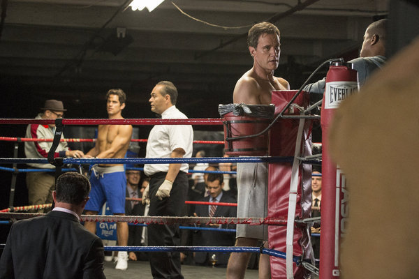 Still of Matt Bomer, Tim DeKay and Willie Garson in Aferistas (2009)