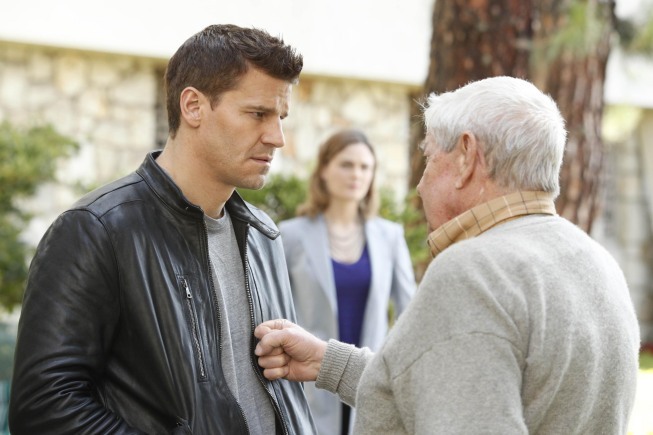 Still of David Boreanaz and Ralph Waite in Kaulai (2005)