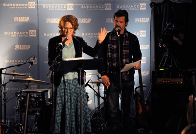 Josh Brolin and Melissa Leo